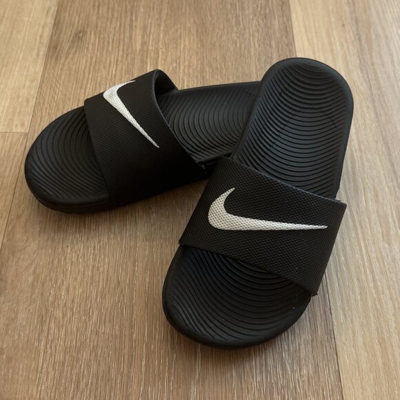 Nike KAWA Slides - Kids Size 2 - Picture 3 of 3